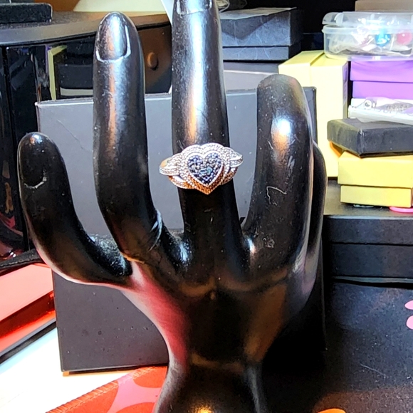 Kay Jewelers Genuine Blue Diamond Heart Ring - Picture 7 of 9